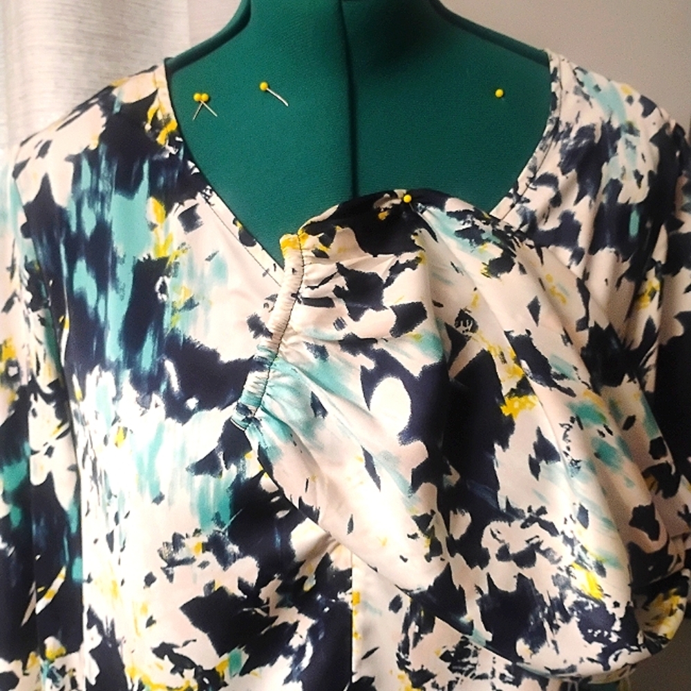 Banana Republic Pullover Long-sleeved Floral Blouse Sz XL NWT - Picture 7 of 10
